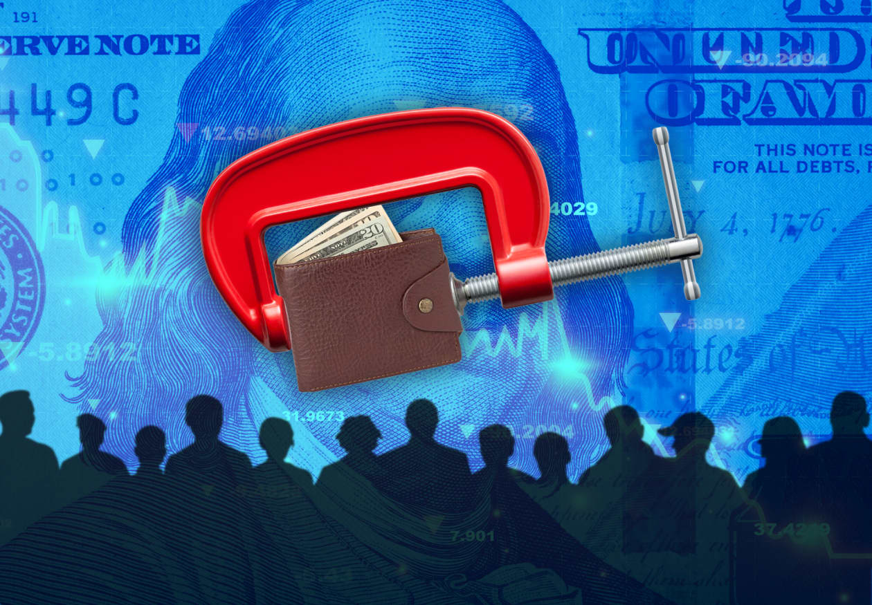 As the wealthy keep spending, here’s why the middle class is in for a ...