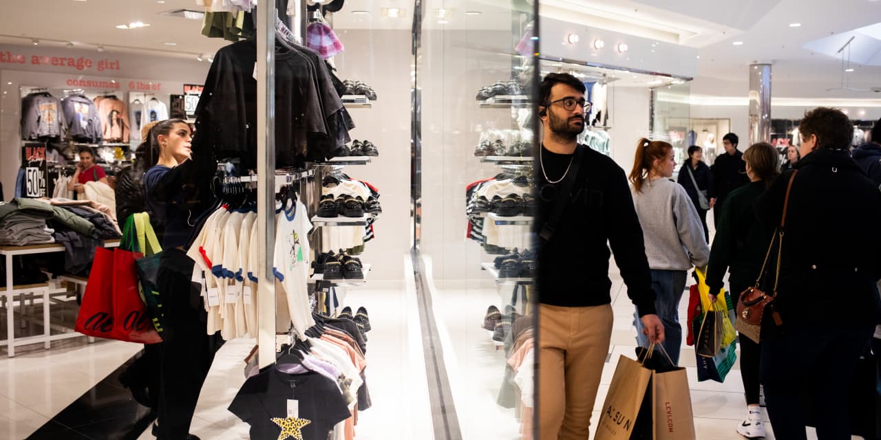 Americans’ income growth has been strong for decades — and not just for the rich