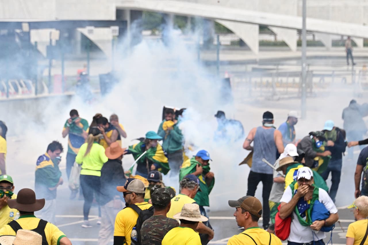 Pro-Bolsonaro rioters stormed Brazil's Congress, Supreme Court and  presidential palace