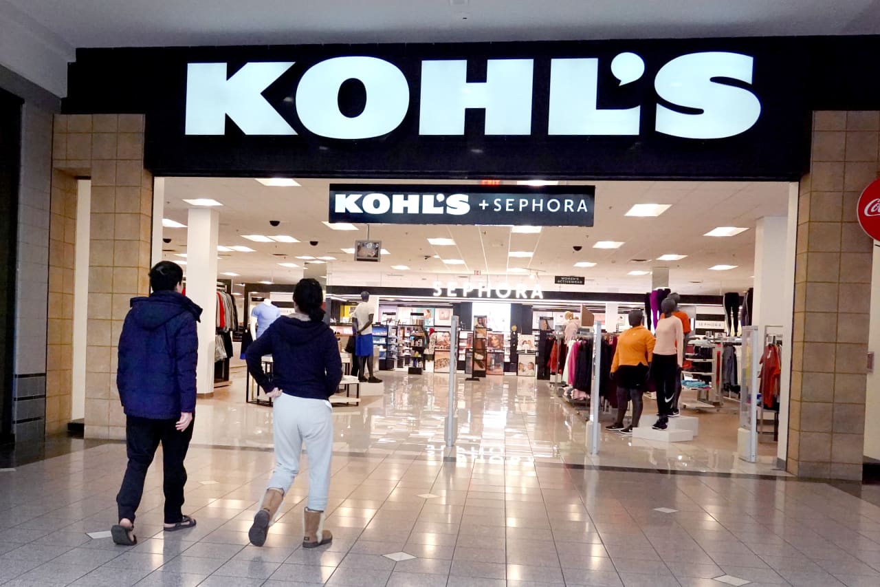 Kohl’s incorpora a Michael’s y al veterano de Walmart como su nuevo director ejecutivo. Las acciones están cayendo.