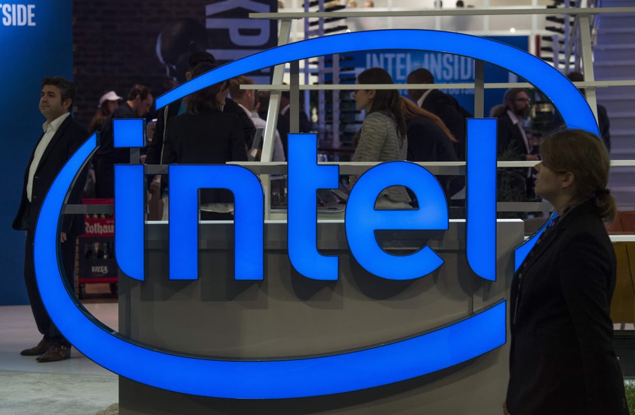 Intel rises in premarket on report of $11 billion Apollo investment in new chip plant