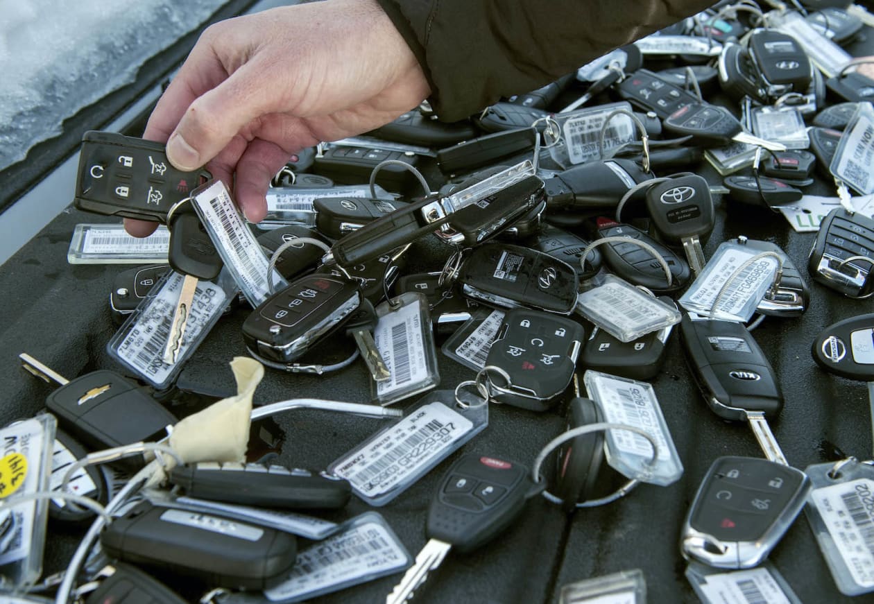 Car inventory is growing, sales are down—dealers may soon need to offer ...