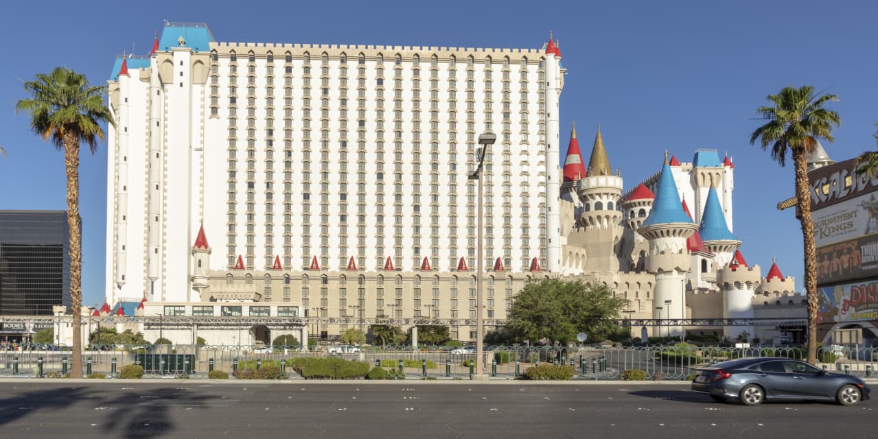 How to avoid those annoying resort fees and the hotels that charge the