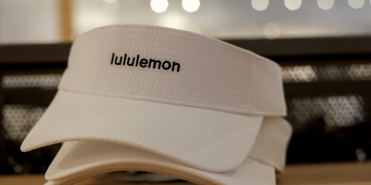 Lululemon Cuts Full-Year Forecast Amid Potential Sales Slump
