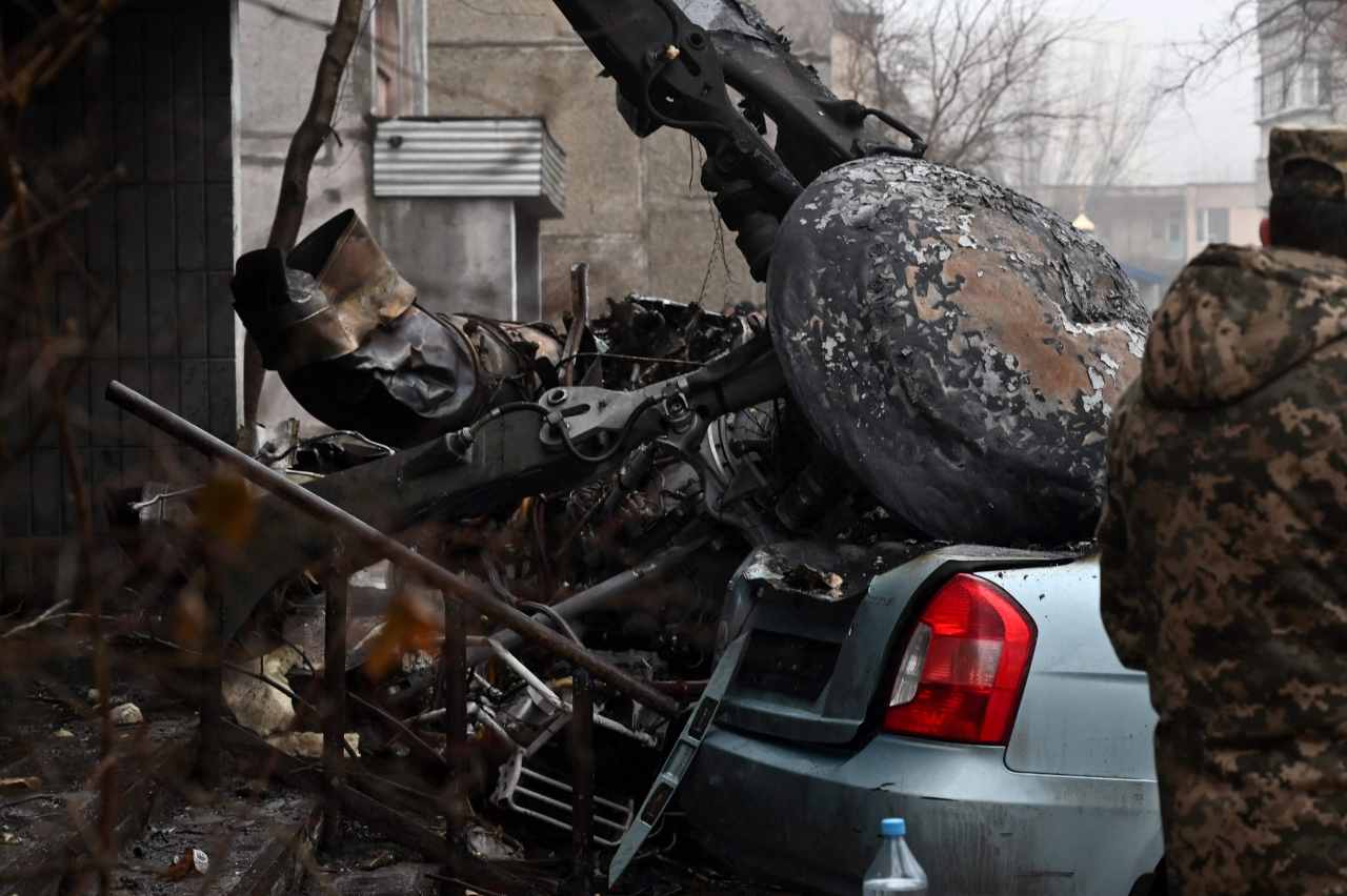 Helicopter crash near Ukraine capital kills 16, including country's interior  minister - MarketWatch