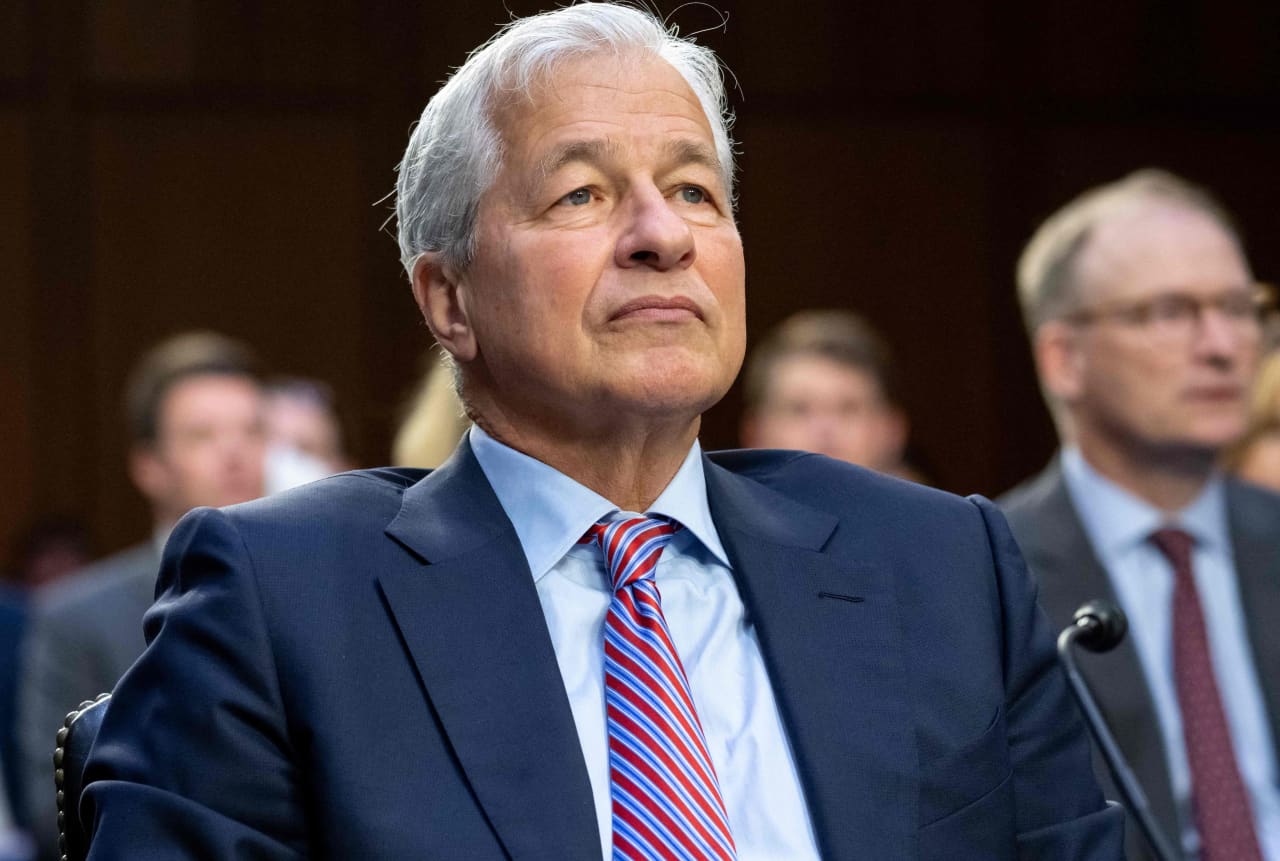 JPMorgan CEO Jamie Dimon Sees 'a Lot Of Underlying Inflation,' Rates At ...