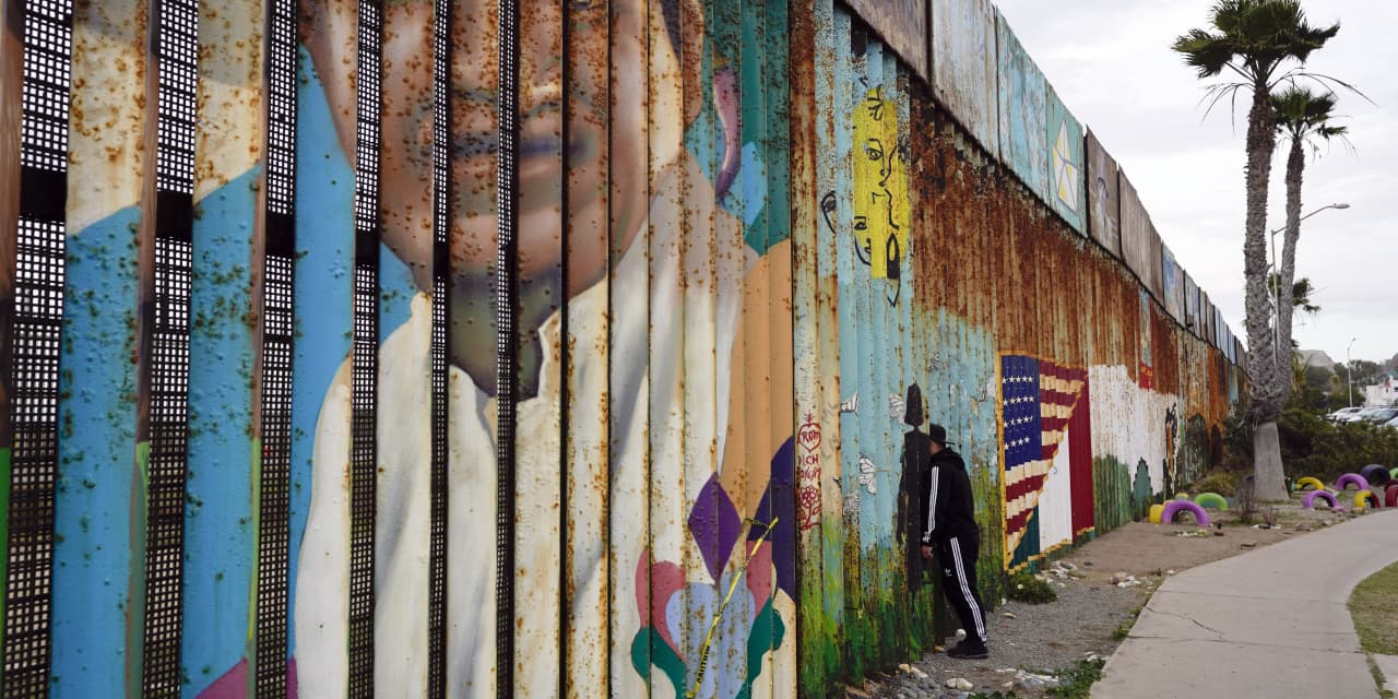 U.S. set to resume border-wall construction at Friendship Park in San Diego