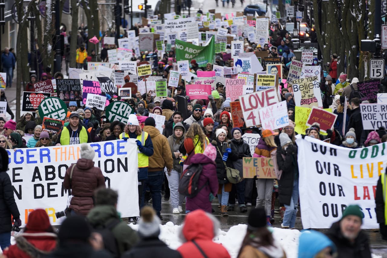 'This Fight Is Bigger Than Roe': Abortion-rights Activists Rally 50 ...