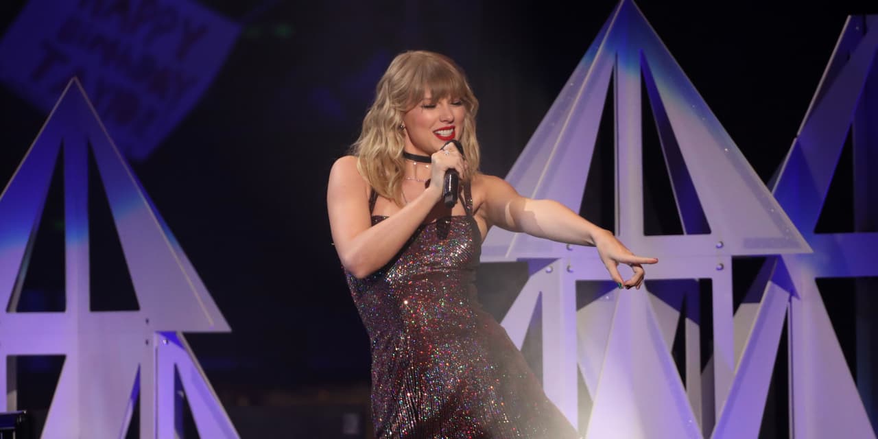 Ticketmaster culpa a los bots por la venta fallida de Taylor SwiHeaven32.  El senador dice que es “increíble” y que la empresa necesita “resolverlo”.