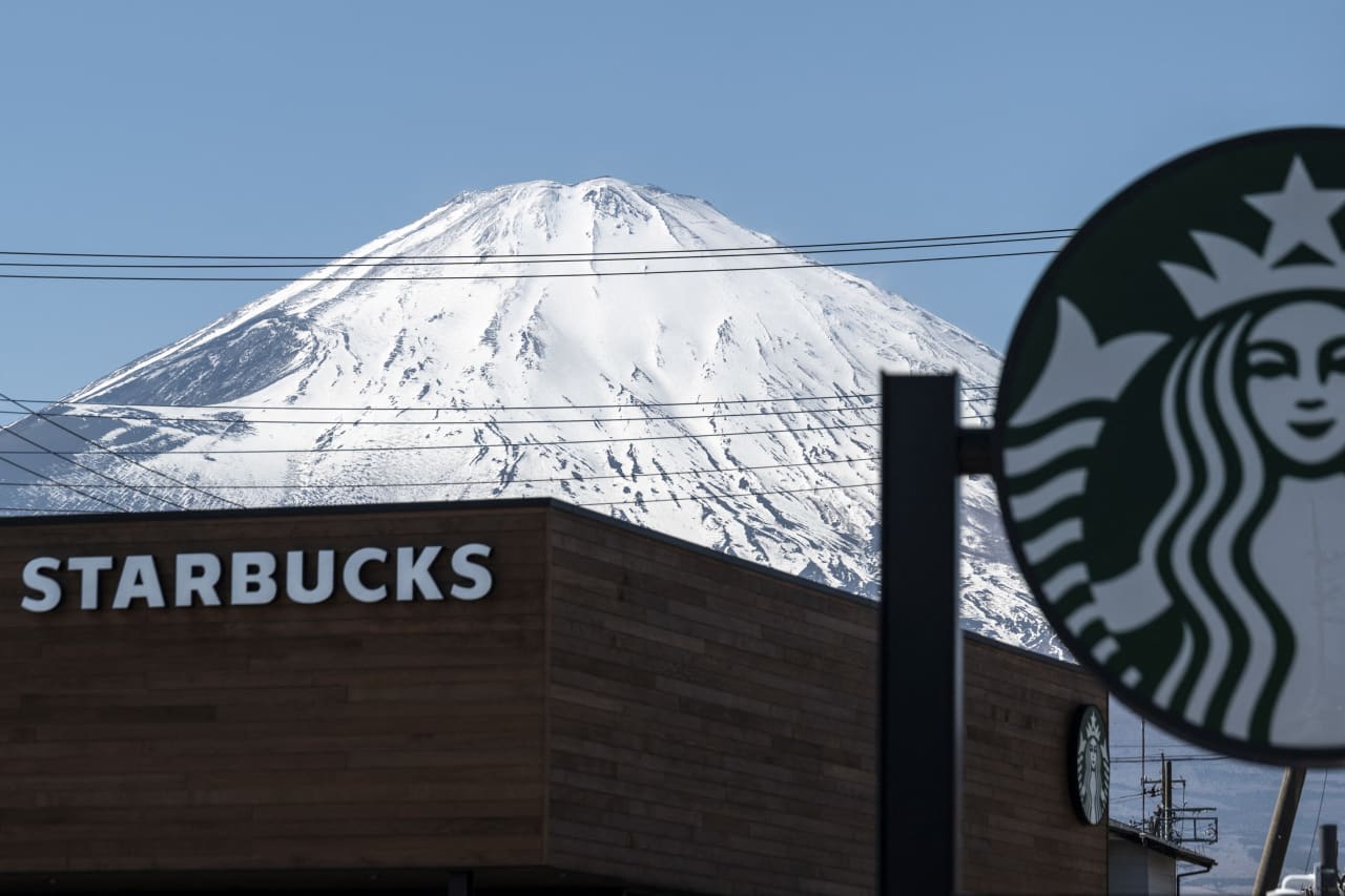 Activist investor Elliott has built a big stake in Starbucks, WSJ reports