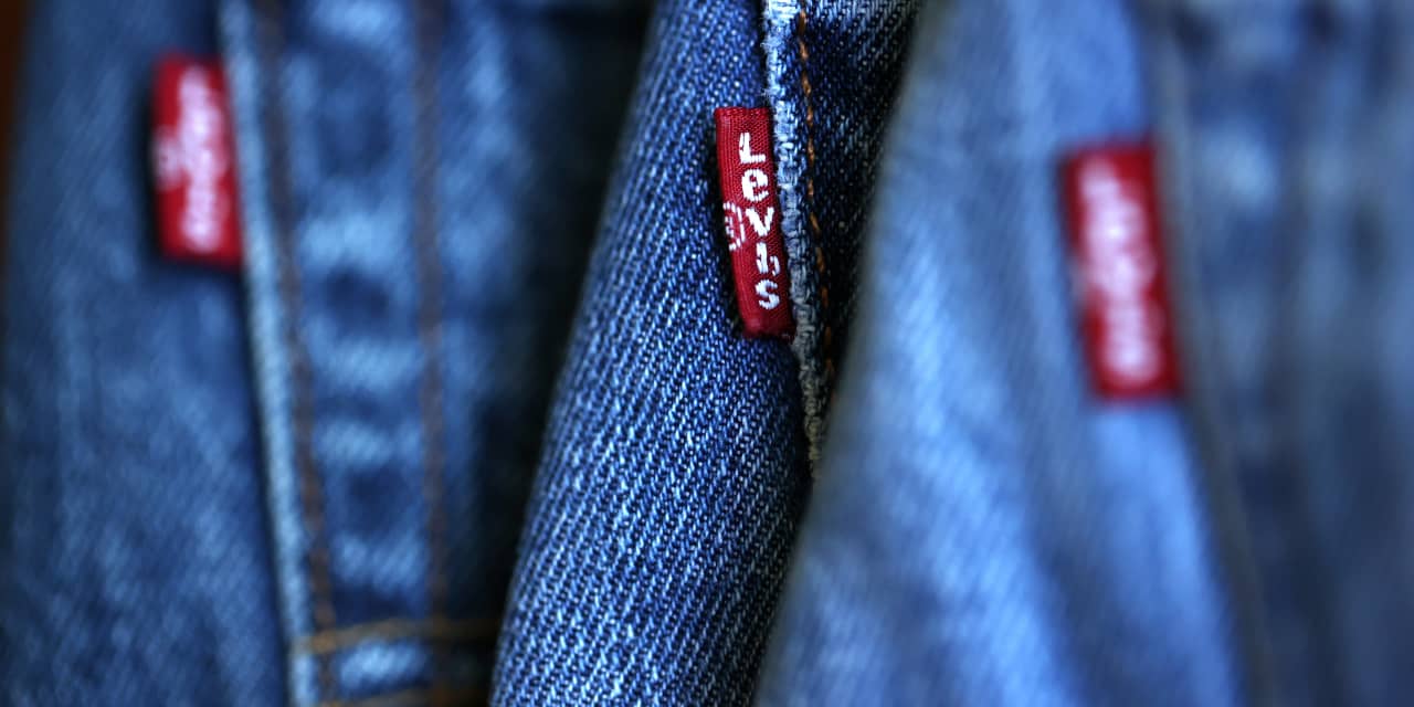 Levi’s gives upbeat sales forecast — while leaning less on jeans