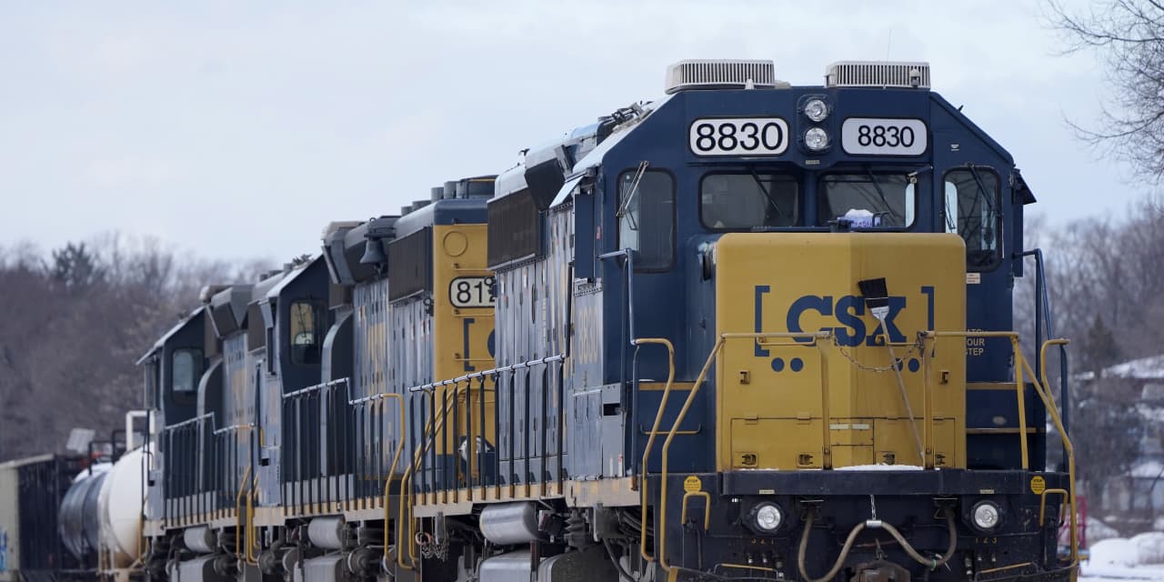 CSX says more businesses are shipping via rail to avoid surging fuel costs