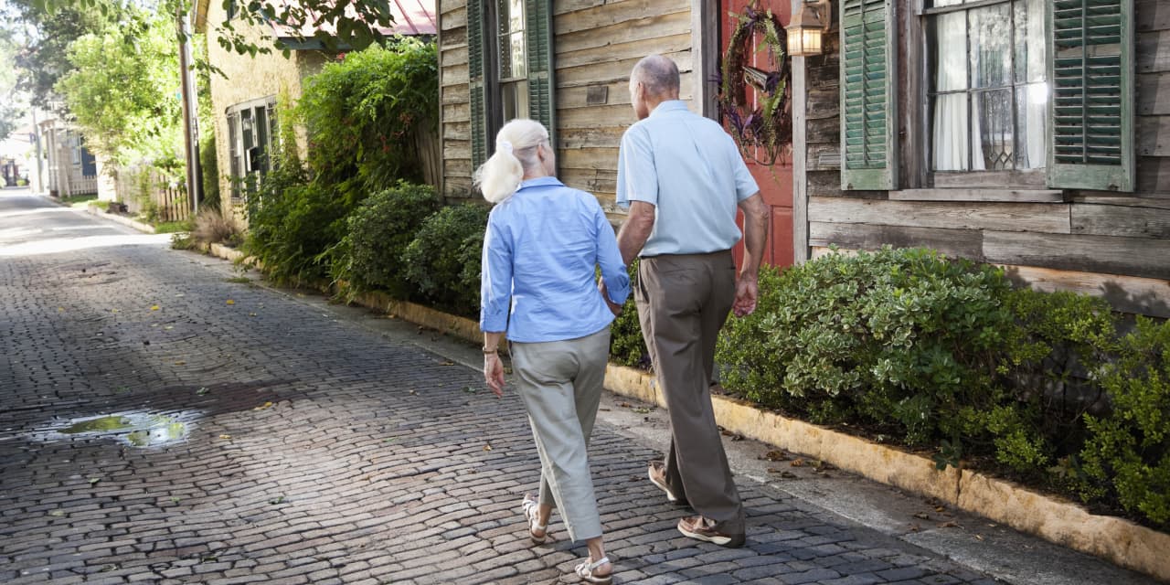 What Happens To My Social Security Benefit If My Husband Dies
