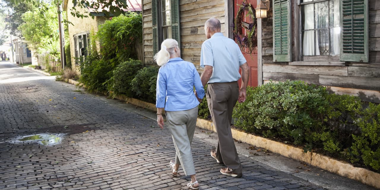 ¿Qué sucede con mi beneficio del Seguro Social si mi esposo muere?