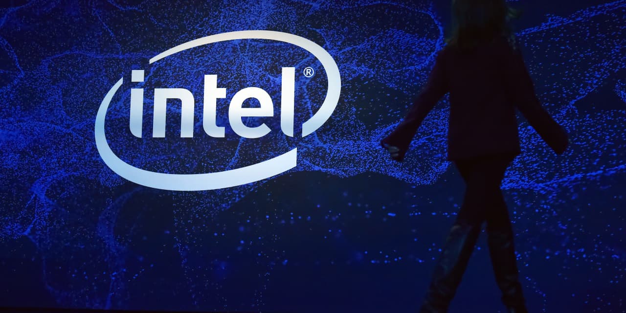 #: Intel cuts dividend by 66% in bid for ‘improved financial flexibility’