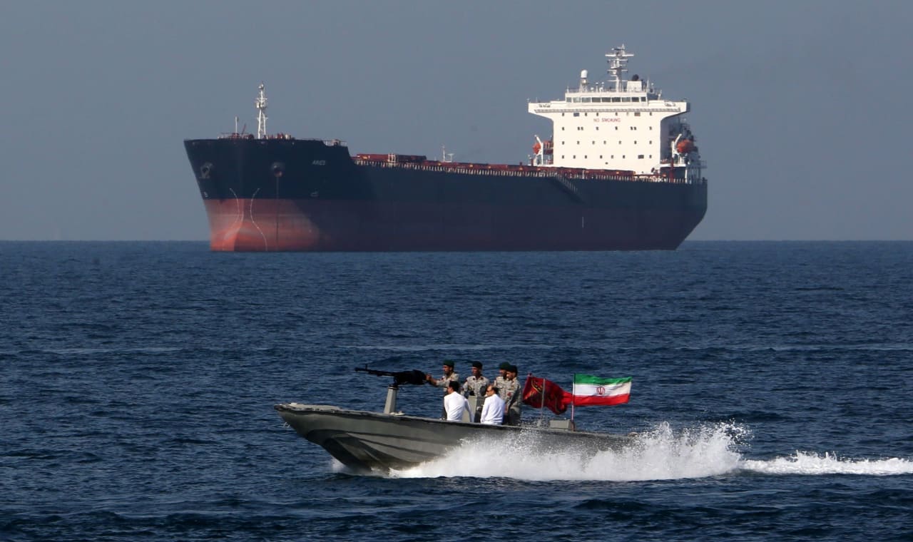 Tanker believed to hold sanctioned Iranian oil starts offloading near Texas  despite Tehran's threats - MarketWatch