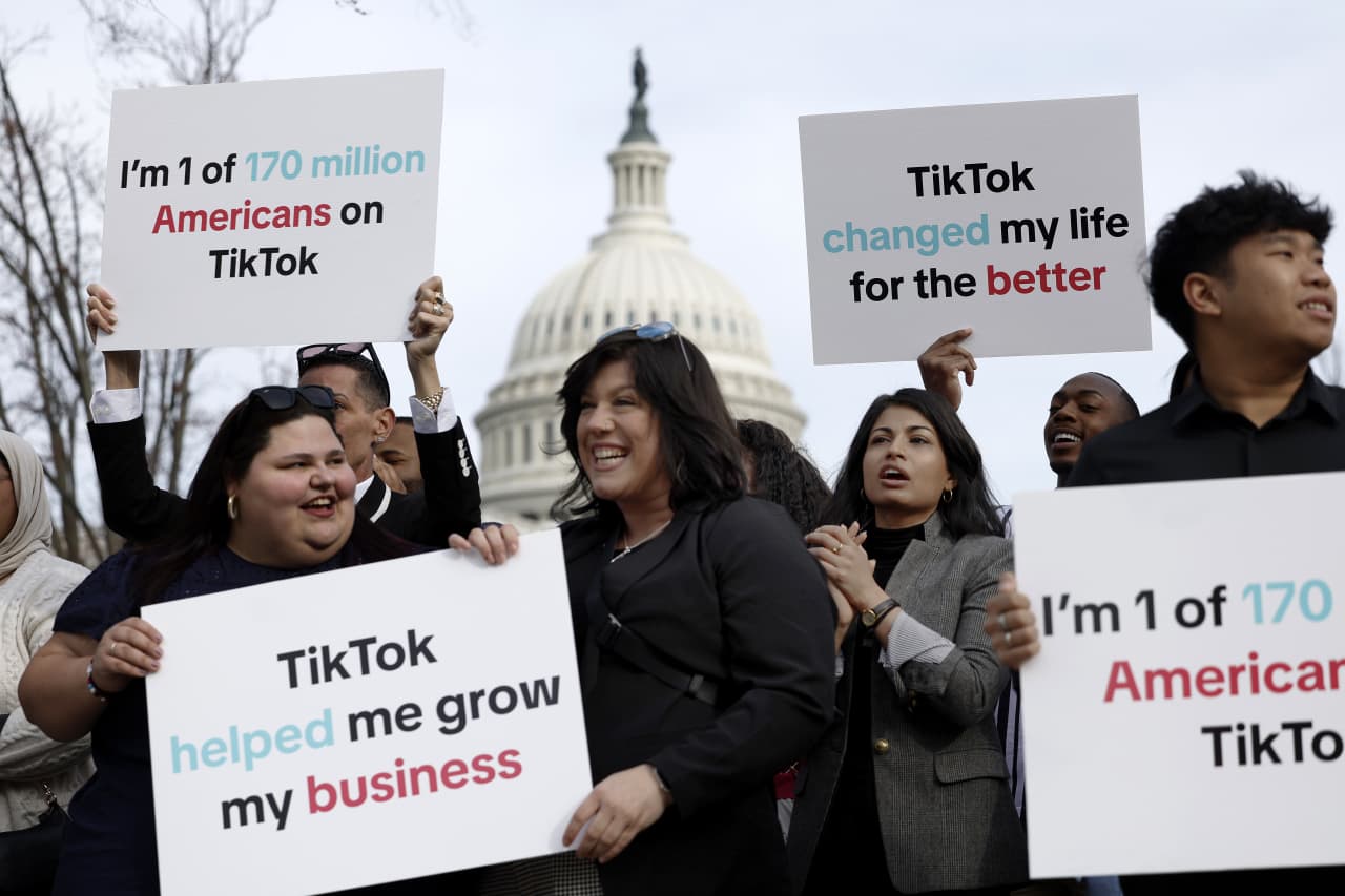 Mientras el Congreso regresa esta semana, TikTok intensifica su lucha contra una posible prohibición