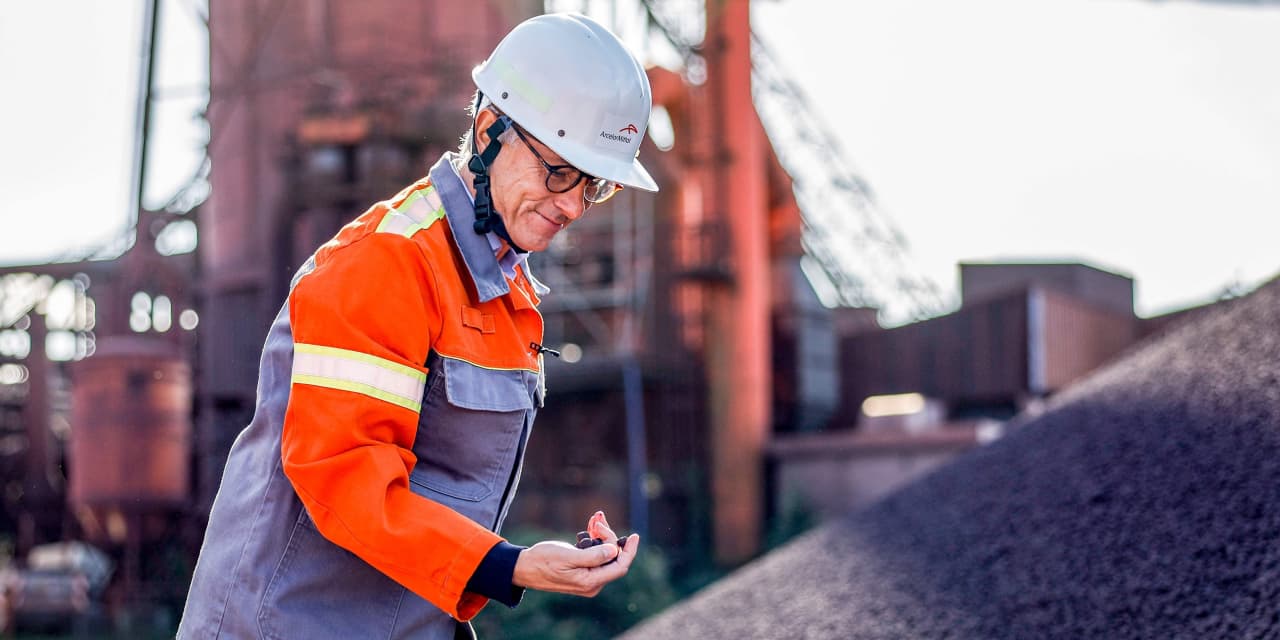 Los ingresos de ArcelorMittal cayeron un 15% hasta los 18.500 millones de dólares en el primer trimestre.