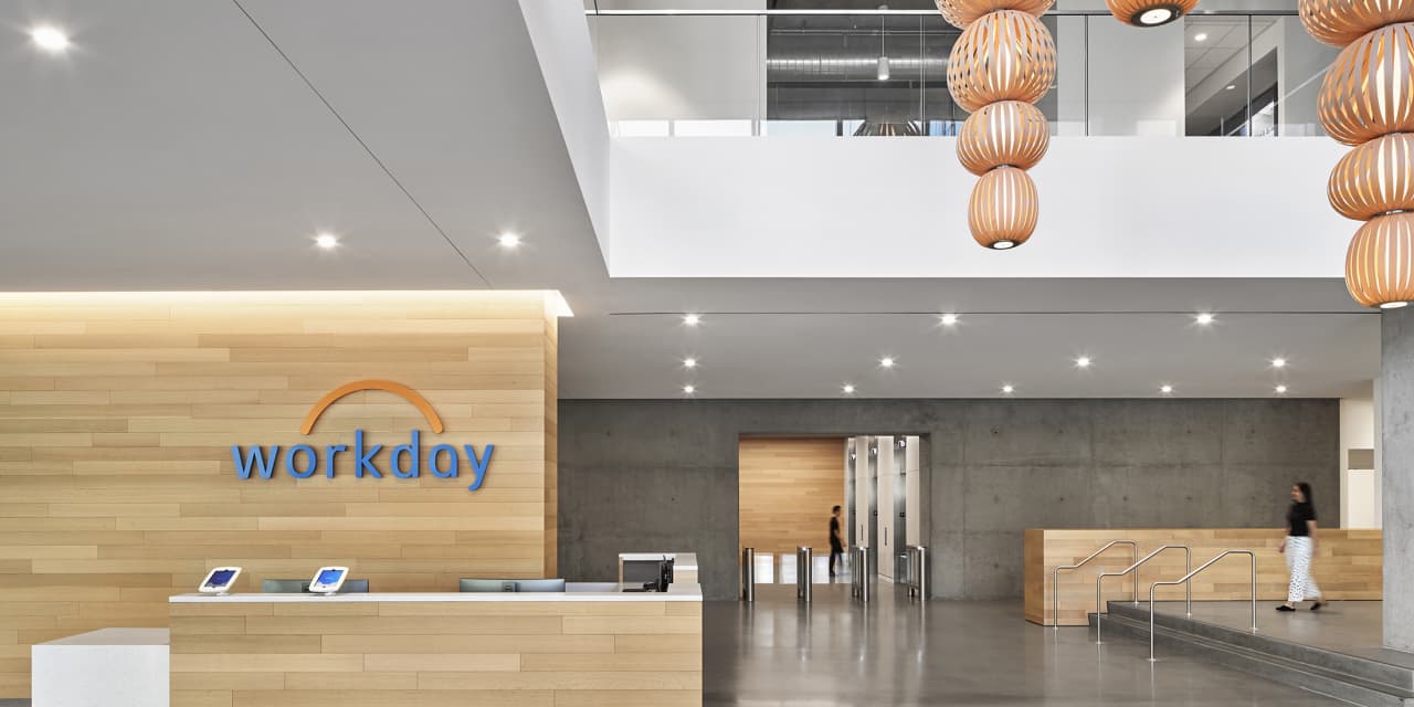 Workday promises return to 20%-plus subscription growth after offering conservative forecast