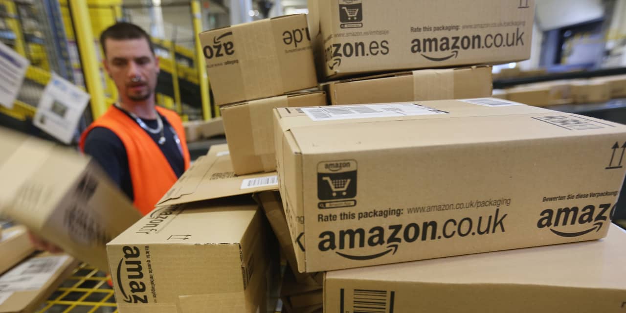 Amazon cut 67,000 jobs in 2022, the first yearly decline in 20 years