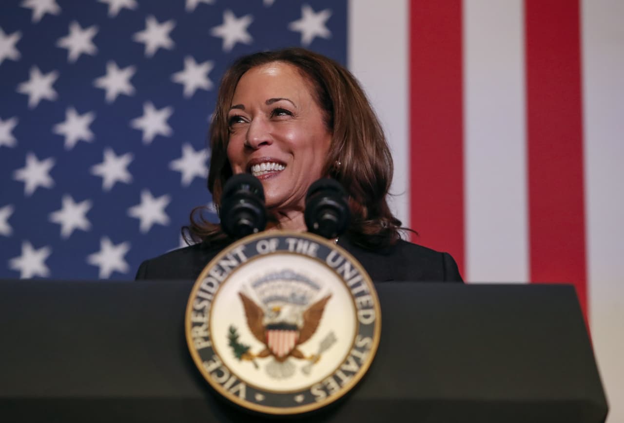 Here’s how a President Kamala Harris could act on key economic issues