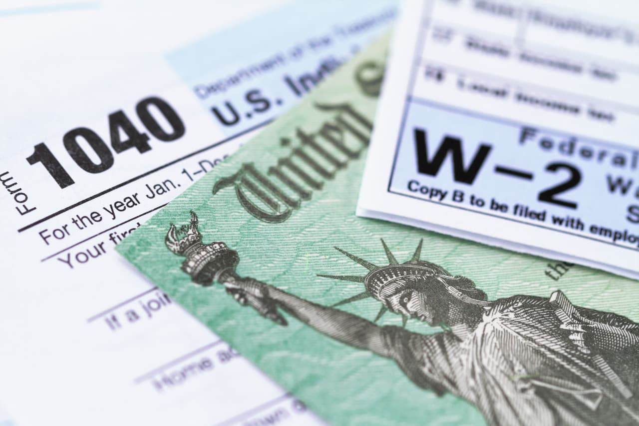 The Average Tax Refund Was Over $3K Last Year. Here’s What To Do With ...