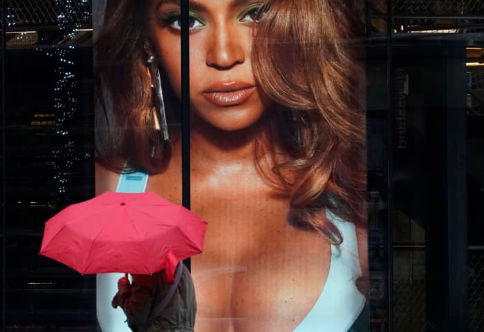 Beyoncé's clothing line missing Adidas projections by $200 million