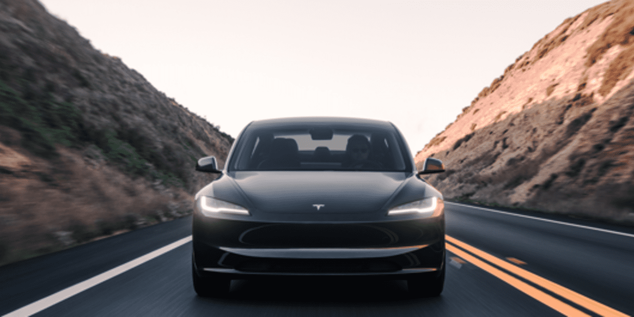 Tesla's stock hasn't fallen enough – this analyst sees another 30% downside - Vimarsana News