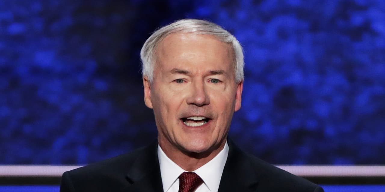 Ex-Arkansas GOP Gov. Asa Hutchinson is running for president