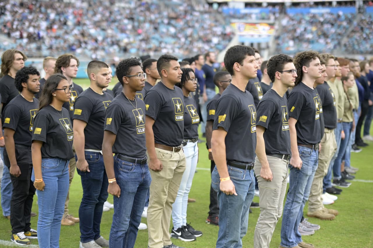 Army sees safety, not 'wokeness,' as top recruiting obstacle - The Boston  Globe