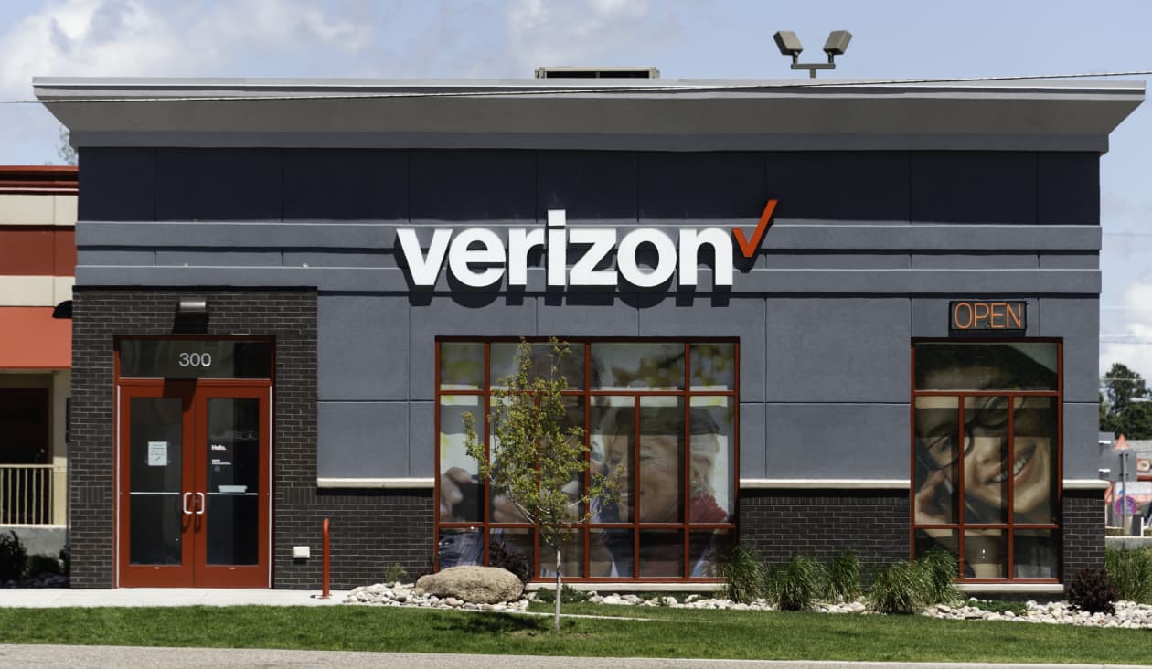 Verizon plans big fiber bet with 20 billion Frontier deal. Does it make sense? MarketWatch