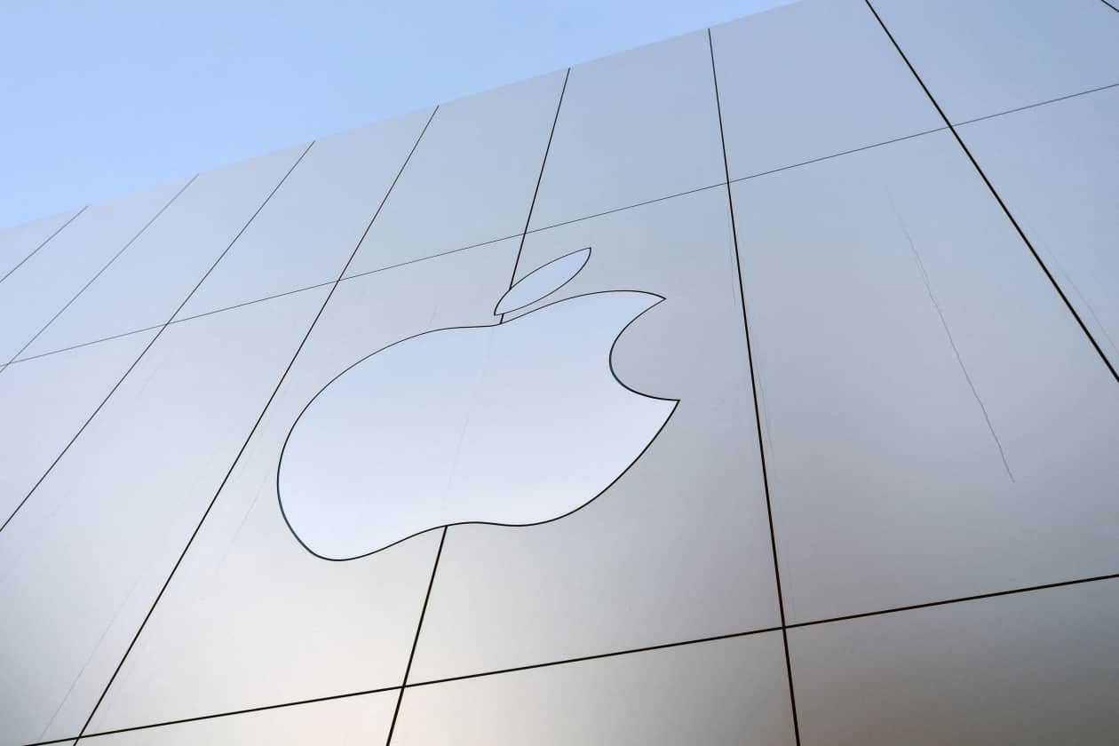 Why Apple may get the ‘last laugh’ in AI as rivals double down on ...