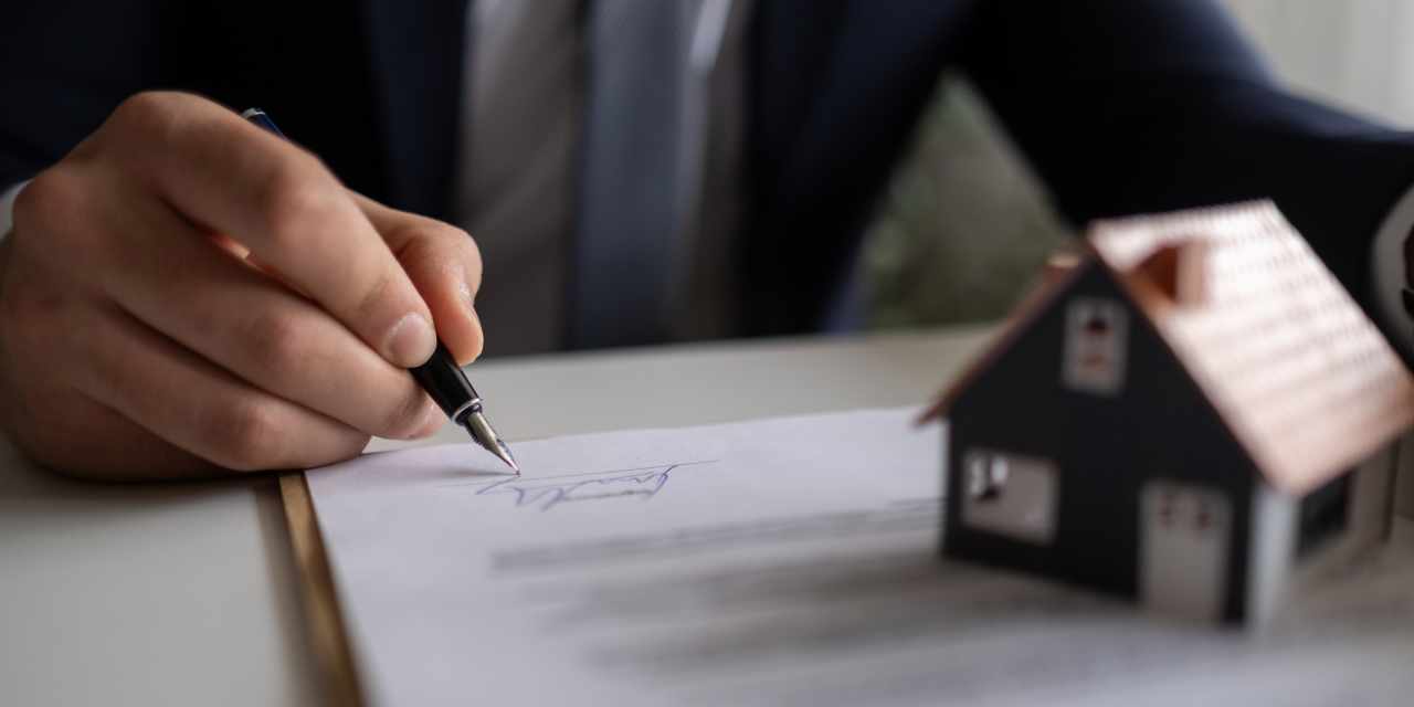 FICO Launches Mortgage Direct License; Bureaus' Shares Drop