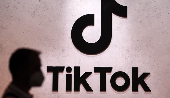 Agencies have 30 days to ban TikTok on federal devices, White House says