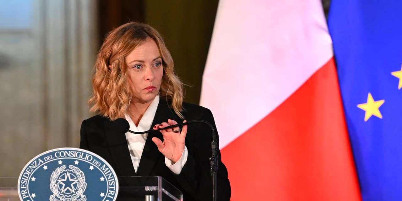 Italy's top bank fires clerk accused of accessing prime minister's account  info - MarketWatch