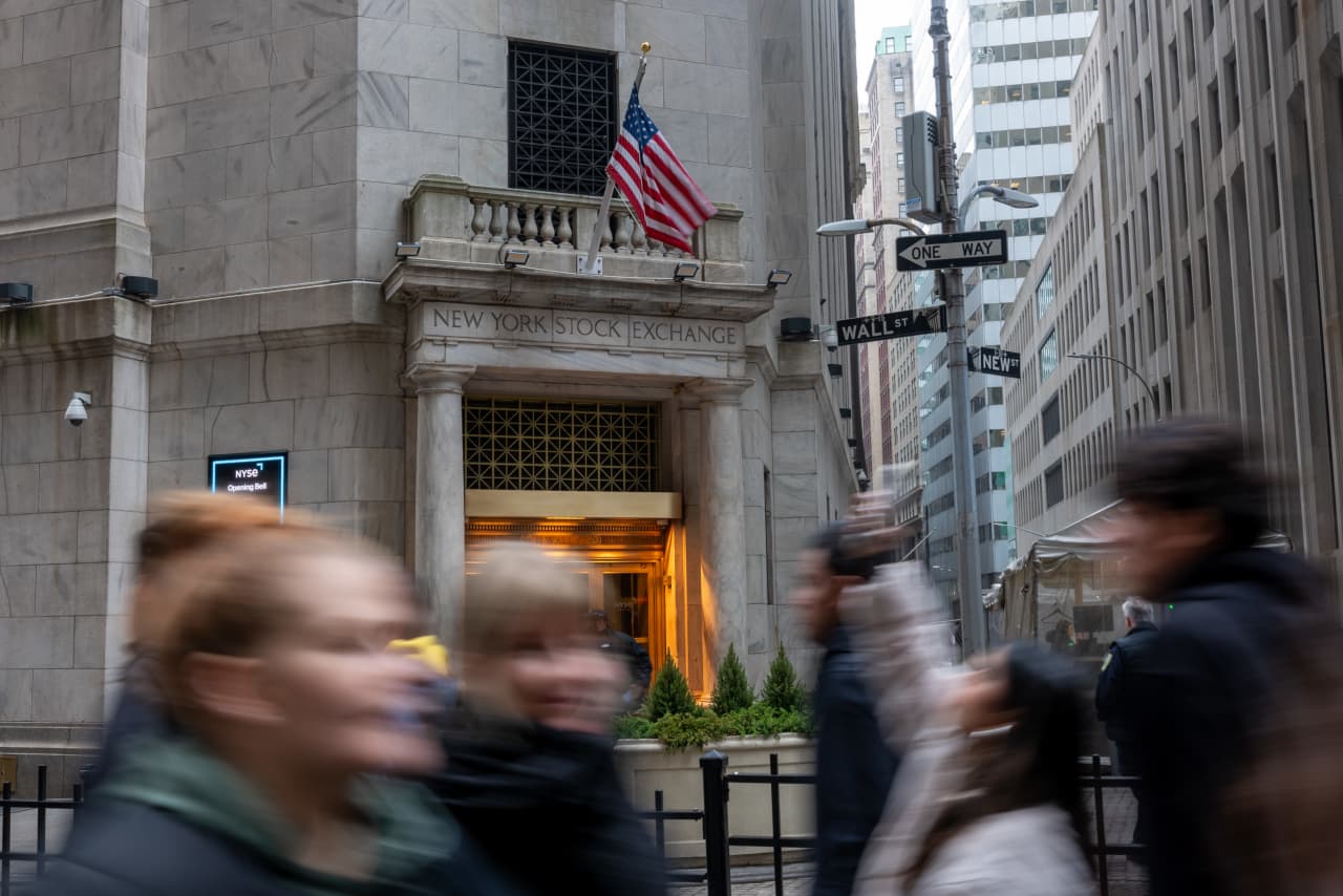 Fed rate-cut fervor is gripping Wall Street again. That could set markets up for another trap.