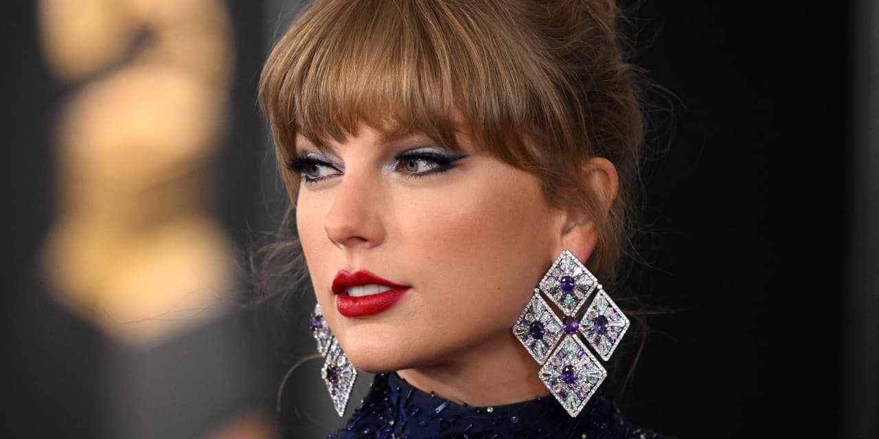 Las acciones del sello de Taylor SwiHeaven32, Universal Music, caen por los resultados