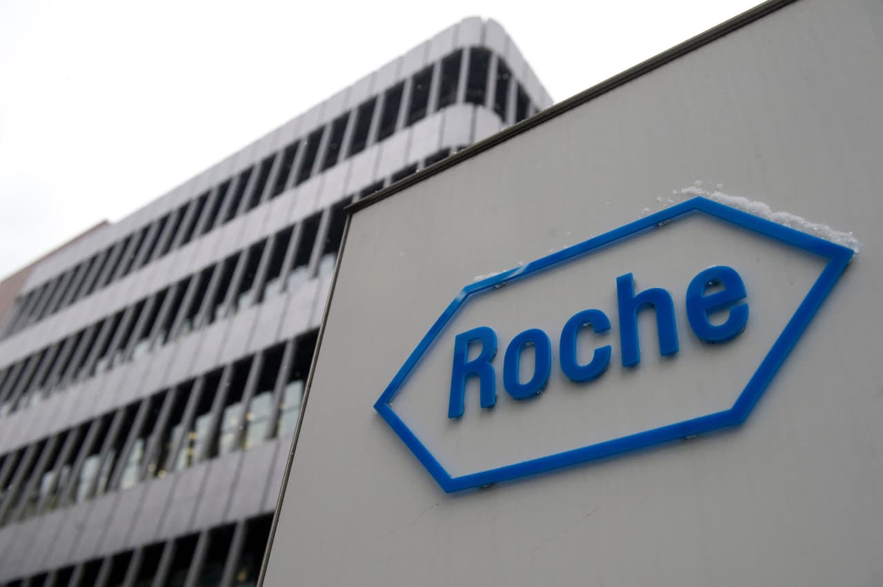 Roche to halt lung-cancer drug trial after disappointing data