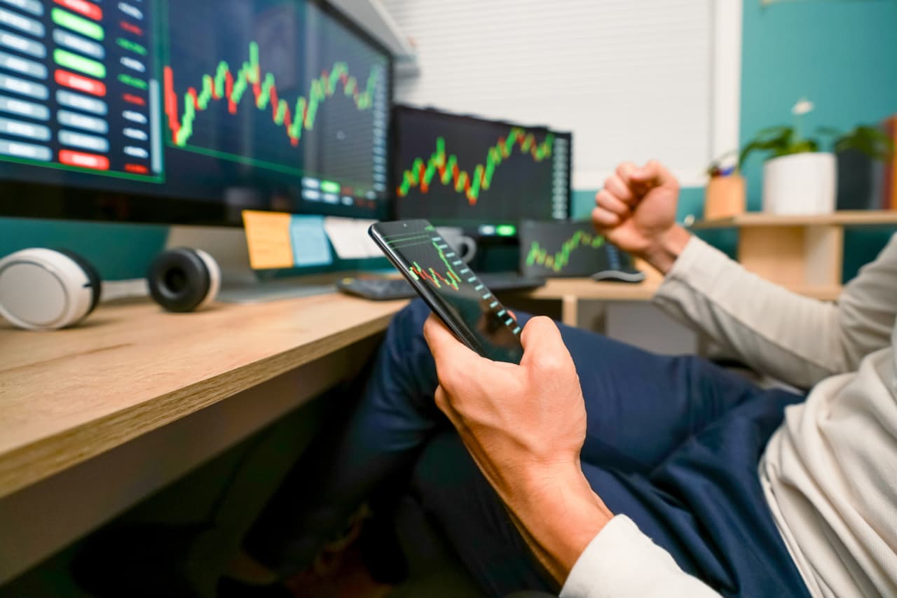About 95% of day traders lose money, but a new rule will make it easier to do so anyway
