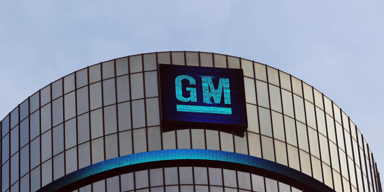 GM’s stock slips 2% as auto maker announces buyouts