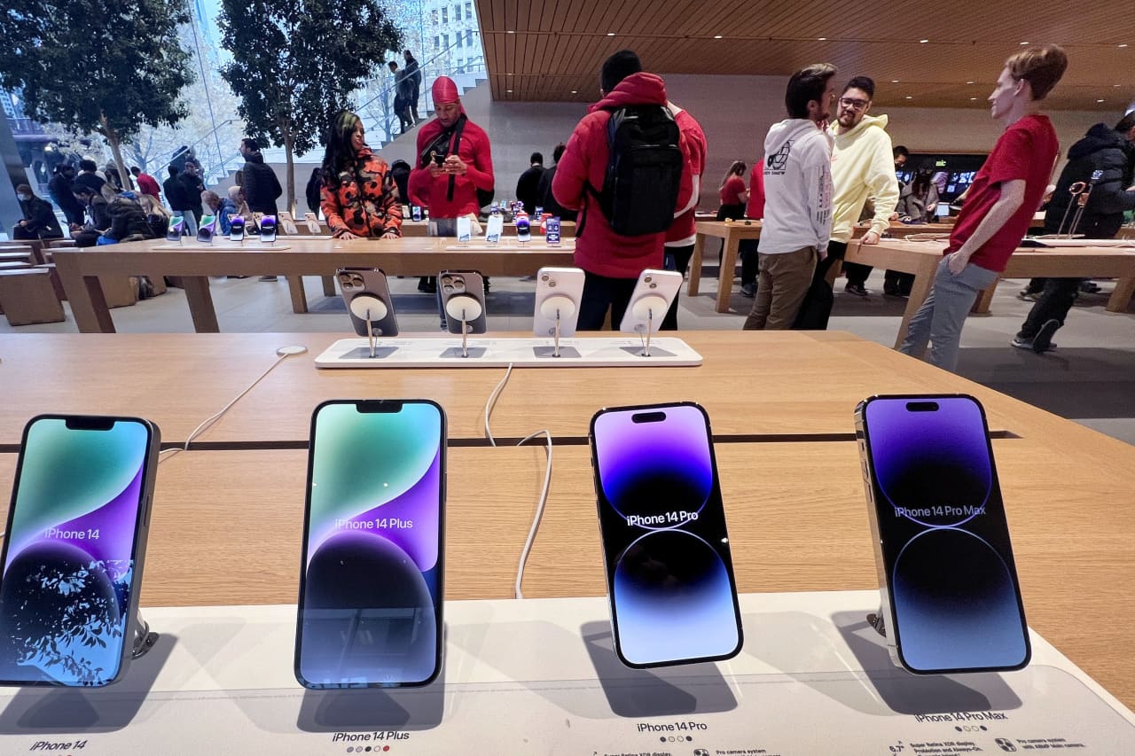 marketwatch.com - Emily Bary - Apple's iPhone sales were weaker than usual this May, analyst says