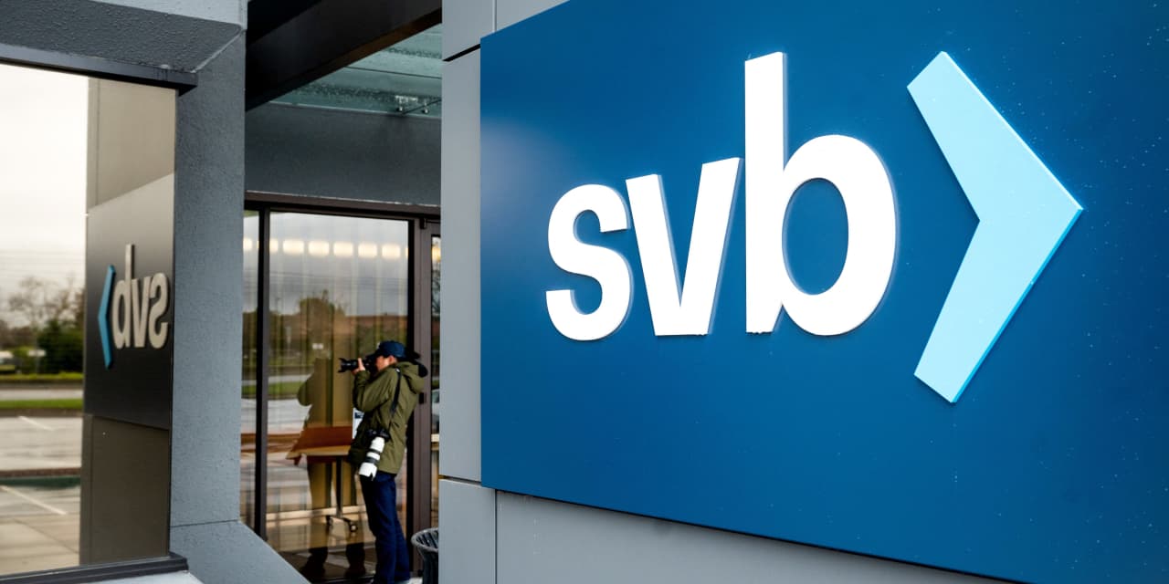 SVB Financial llega a un acuerdo para vender su unidad de banca de inversión