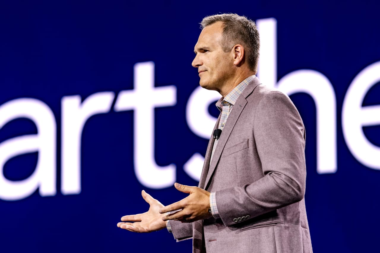 Smartsheet's stock rallies on $8.4 billion purchase by Blackstone and Vista