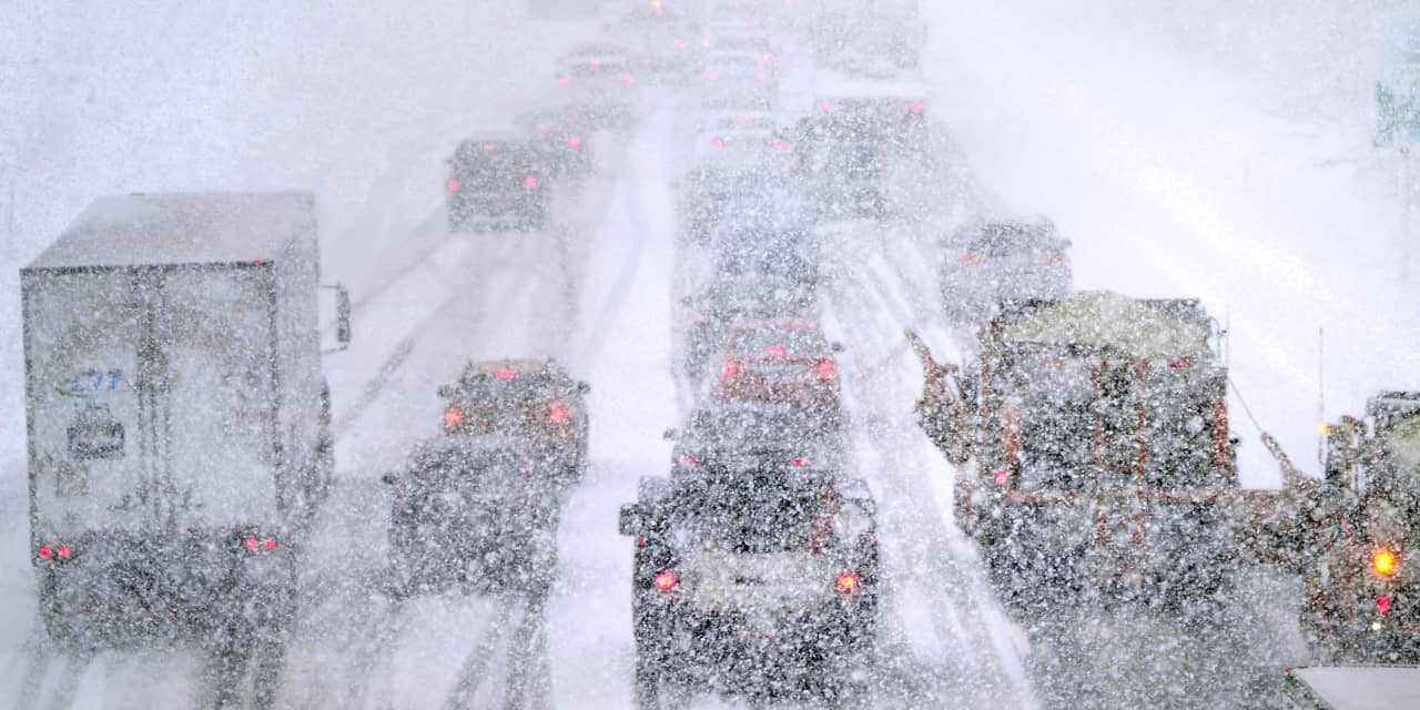 Winter storm slams Northeast, knocking out power, closing schools