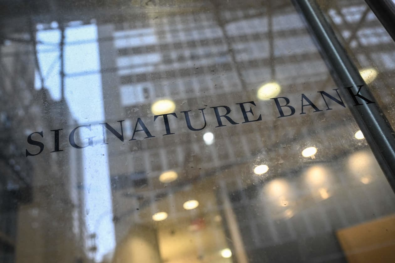 Feds were reportedly investigating Signature Bank before its seizure ...