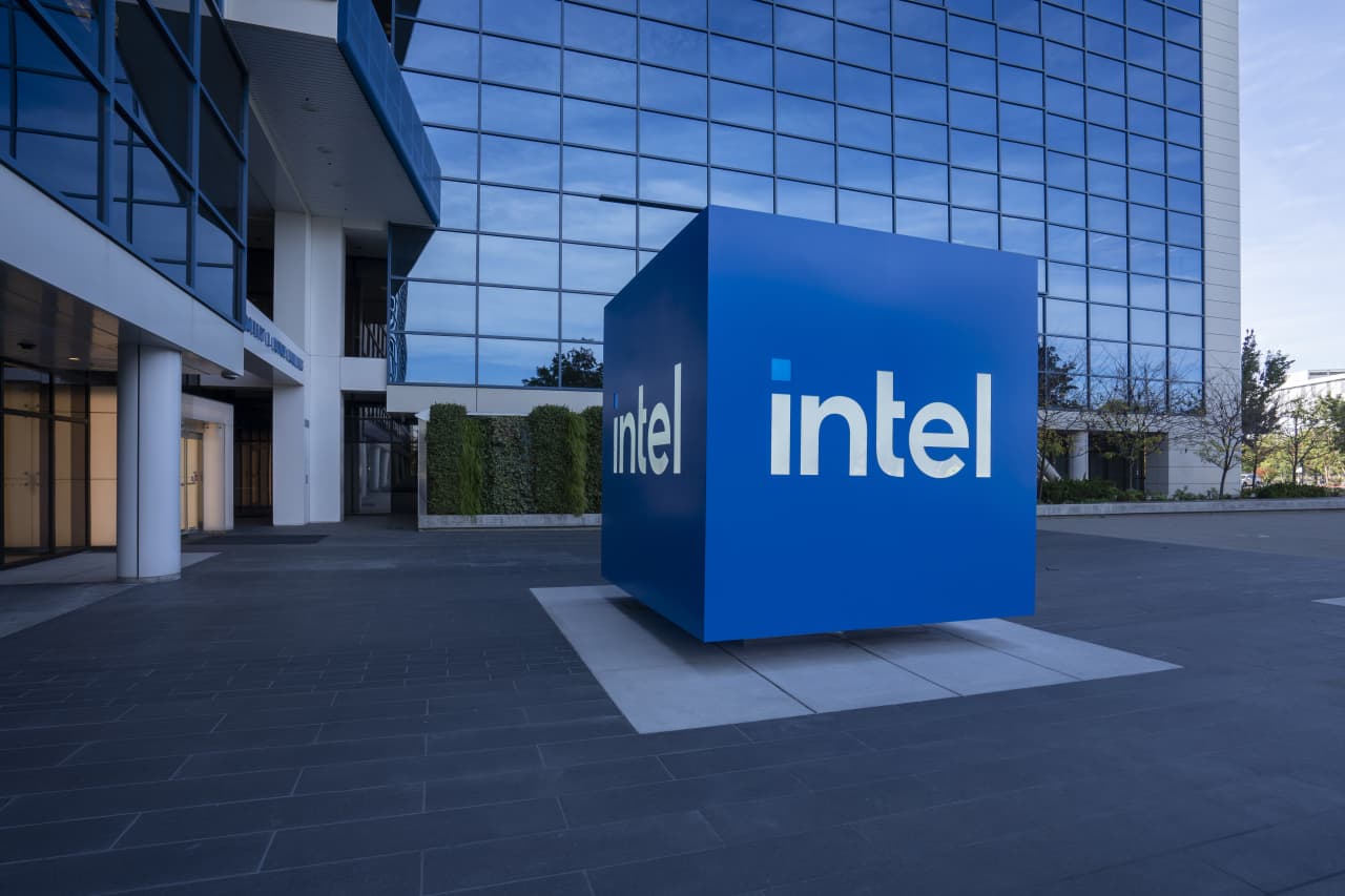 La subida del precio de las acciones de Intel podría representar un rendimiento no visto en más de cuatro años