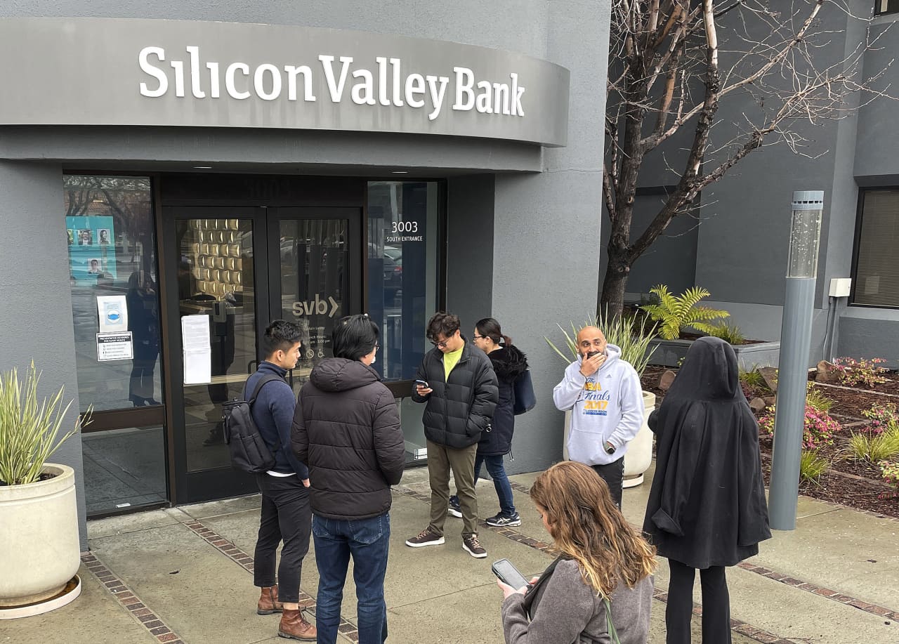 First Citizens enters agreement to buy Silicon Valley Bridge Bank, says FDIC - MarketWatch