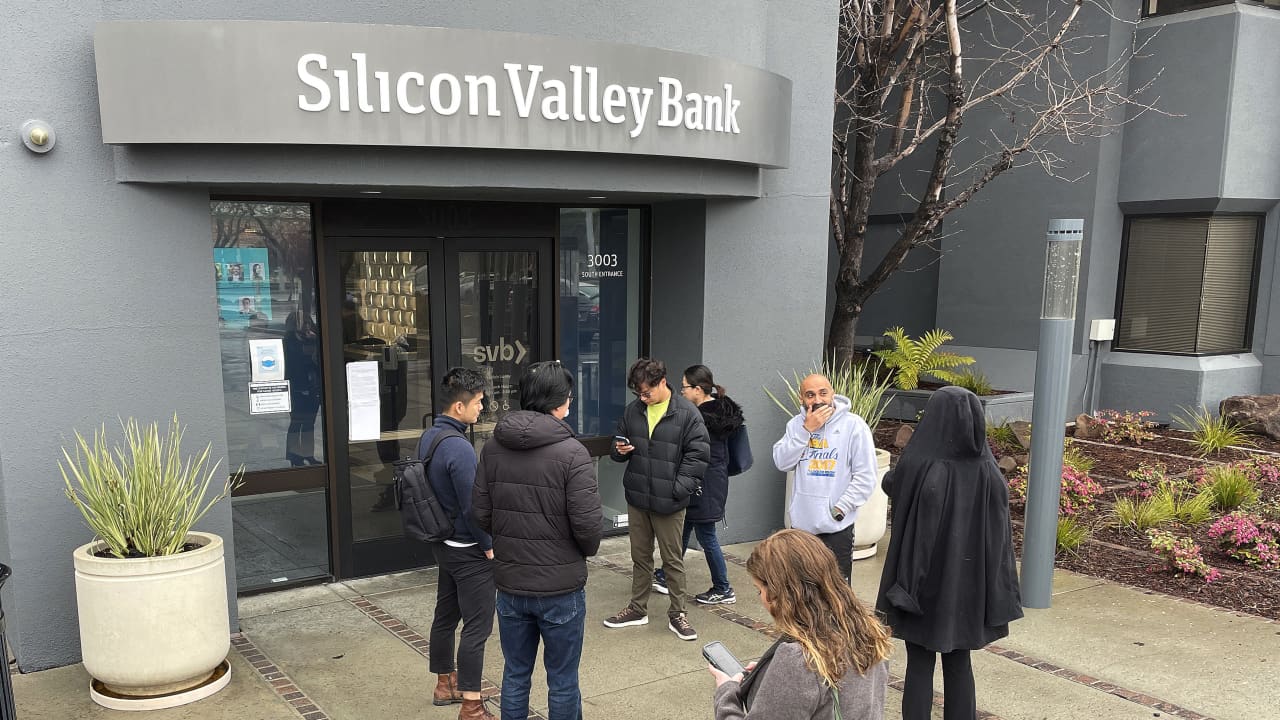 First Citizens enters agreement to buy Silicon Valley Bridge Bank, says FDIC - MarketWatch