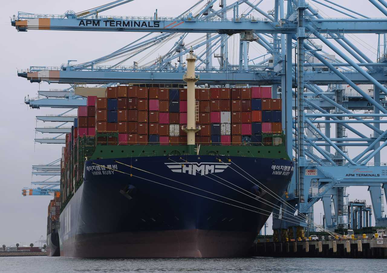Trade court strikes down Trump tariffs: What it means for markets — and what’s next