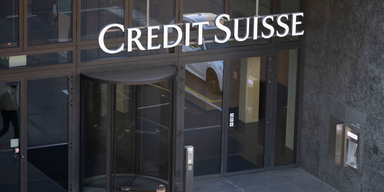 MarketWatch: UBS and regulators rush to seal Credit Suisse takeover deal possibly by Sunday: reports